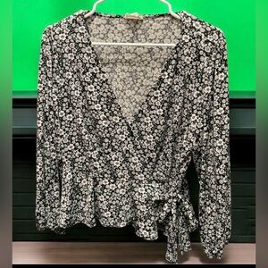 Meraki Black and White Floral Blouse LARGE